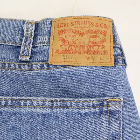 Levi Jeans Mens 40x30 Blue 505 Straight Leg Regular Fit Medium Wash - Picture 4 of 7